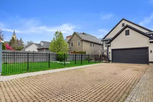 1821 N Vel R. Phillips Ave, Milwaukee, WI 53212 - Photo 6