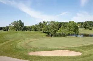 1076 Shabbona Dr, Fontana, WI 53125 - Photo 90