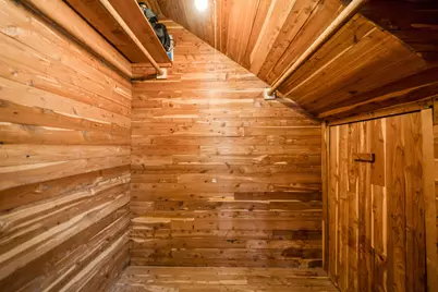 1076  Shabbona Dr, Fontana, WI 53125 - Photo 116