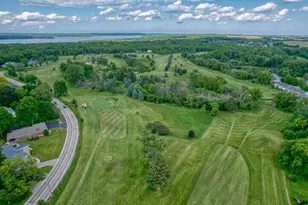 1076 Shabbona Dr, Fontana, WI 53125 - Photo 82