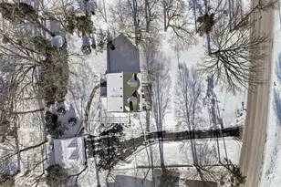 1076 Shabbona Dr, Fontana, WI 53125 - Photo 108