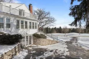 1076 Shabbona Dr, Fontana, WI 53125 - Photo 72