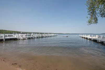 1076  Shabbona Dr, Fontana, WI 53125 - Photo 94