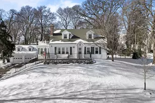 1076 Shabbona Dr, Fontana, WI 53125 - Photo 100