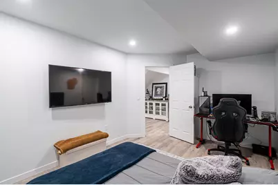 114  Manor Ct, Slinger, WI 53086 - Photo 28