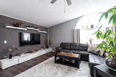 114  Manor Ct, Slinger, WI 53086 - Photo 6