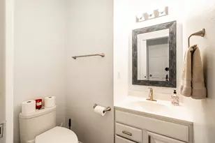 114 Manor Ct, Slinger, WI 53086 - Photo 18