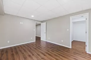 9155 W Elm Ct, Franklin, WI 53132 - Photo 30