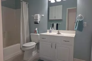 9155 W Elm Ct, Franklin, WI 53132 - Photo 20