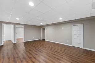 9155 W Elm Ct, Franklin, WI 53132 - Photo 24