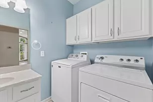 9155 W Elm Ct, Franklin, WI 53132 - Photo 22