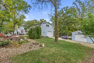 24947  Madison St, Racine, WI 53139 - Photo 6