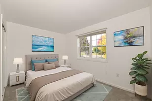 5228 S Hidden Dr, Greenfield, WI 53221 - Photo 10