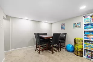 816 Birch Dr, Waukesha, WI 53188 - Photo 18