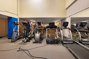 270 E Highland Ave, Milwaukee, WI 53202 - Photo 20