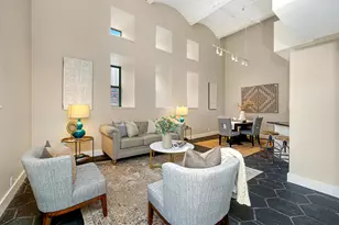 270 E Highland Ave, Milwaukee, WI 53202 - Photo 4