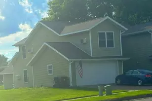 903 8th Ave, Onalaska, WI 54650 - Photo 2