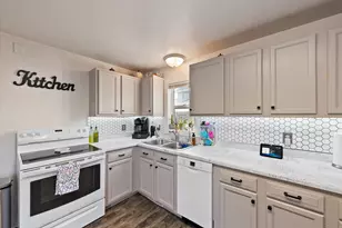 1430 Virginia Ave, Sheboygan, WI 53081 - Photo 12