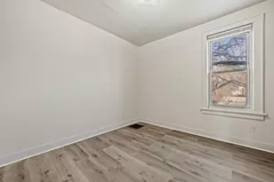 2724 N Palmer St, Milwaukee, WI 53212 - Photo 6