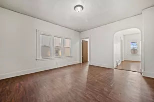 2724 N Palmer St, Milwaukee, WI 53212 - Photo 8