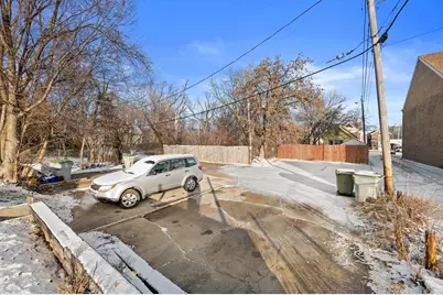 2724 N Palmer St #2724A, Milwaukee, WI 53212 - Photo 20