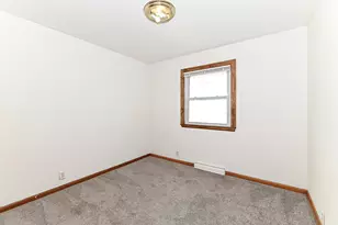 6206 W Fairlane Ave, Brown Deer, WI 53223 - Photo 22