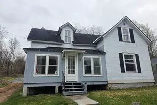813 Tyler Ave, Wausaukee, WI 54177 - Photo 1