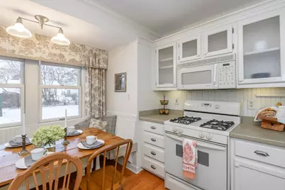 3029 S 53rd St, Milwaukee, WI 53219 - Photo 6