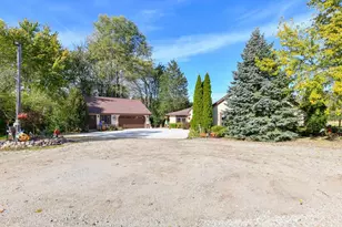 W179S8246 Pioneer Dr, Muskego, WI 53150 - Photo 22