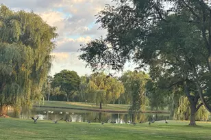 321 Park Hill Dr, Pewaukee, WI 53072 - Photo 20