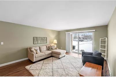 321  Park Hill Dr #A, Pewaukee, WI 53072 - Photo 10