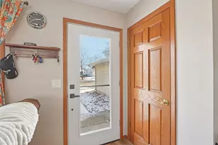949 E Prospect St, Lake Mills, WI 53551 - Photo 6