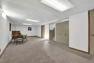 818 S 94th St, West Allis, WI 53214 - Photo 18