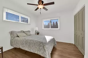 818 S 94th St, West Allis, WI 53214 - Photo 12