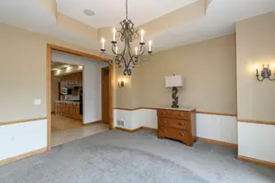 18840 Saratoga Ct, Brookfield, WI 53045 - Photo 12