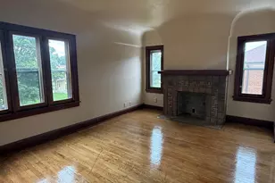 4049 N Elmhurst Rd, Milwaukee, WI 53216 - Photo 4