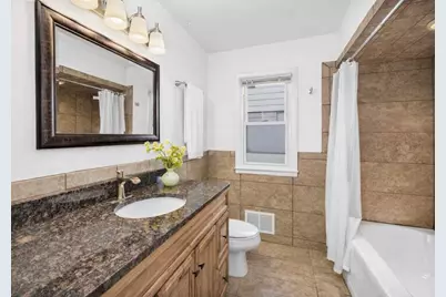 4421 N 80th St, Milwaukee, WI 53218 - Photo 6