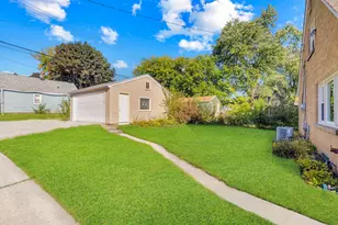 4421 N 80th St, Milwaukee, WI 53218 - Photo 10