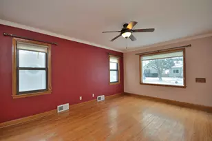 2708 S 45th St, Milwaukee, WI 53219 - Photo 8