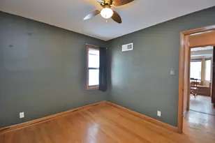 2708 S 45th St, Milwaukee, WI 53219 - Photo 16
