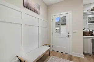 N66W21333 Sagebrush Dr, Menomonee Falls, WI 53046 - Photo 24