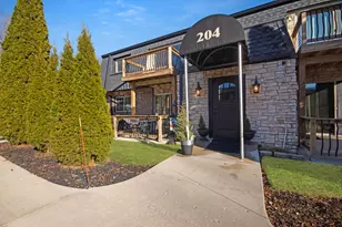 204 Elmhurst Ct, Williams Bay, WI 53191 - Photo 20