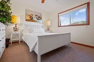 204 Elmhurst Ct, Williams Bay, WI 53191 - Photo 16