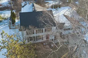 9126 N Meadowlark Ln, Bayside, WI 53217 - Photo 58