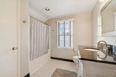 9126 N Meadowlark Ln, Bayside, WI 53217 - Photo 28