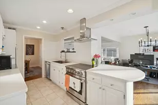 9126 N Meadowlark Ln, Bayside, WI 53217 - Photo 22