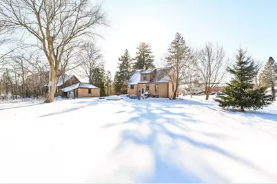 424 W Luebbe Ln, Glendale, WI 53217 - Photo 34
