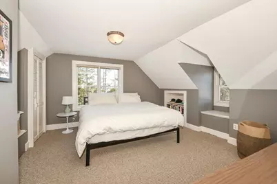 424 W Luebbe Ln, Glendale, WI 53217 - Photo 24