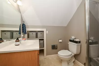 424 W Luebbe Ln, Glendale, WI 53217 - Photo 26