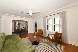 424 W Luebbe Ln, Glendale, WI 53217 - Photo 12